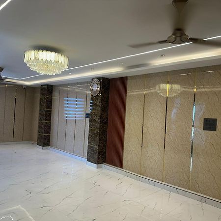 Hotel Kritika 大诺伊达 外观 照片