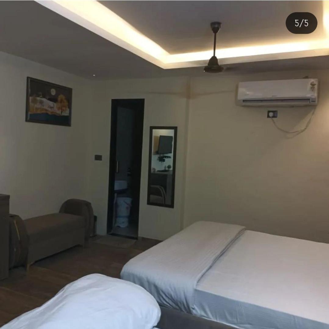 Hotel Kritika 大诺伊达 外观 照片